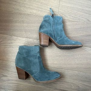 Sam Edelman blue suede booties 7.5